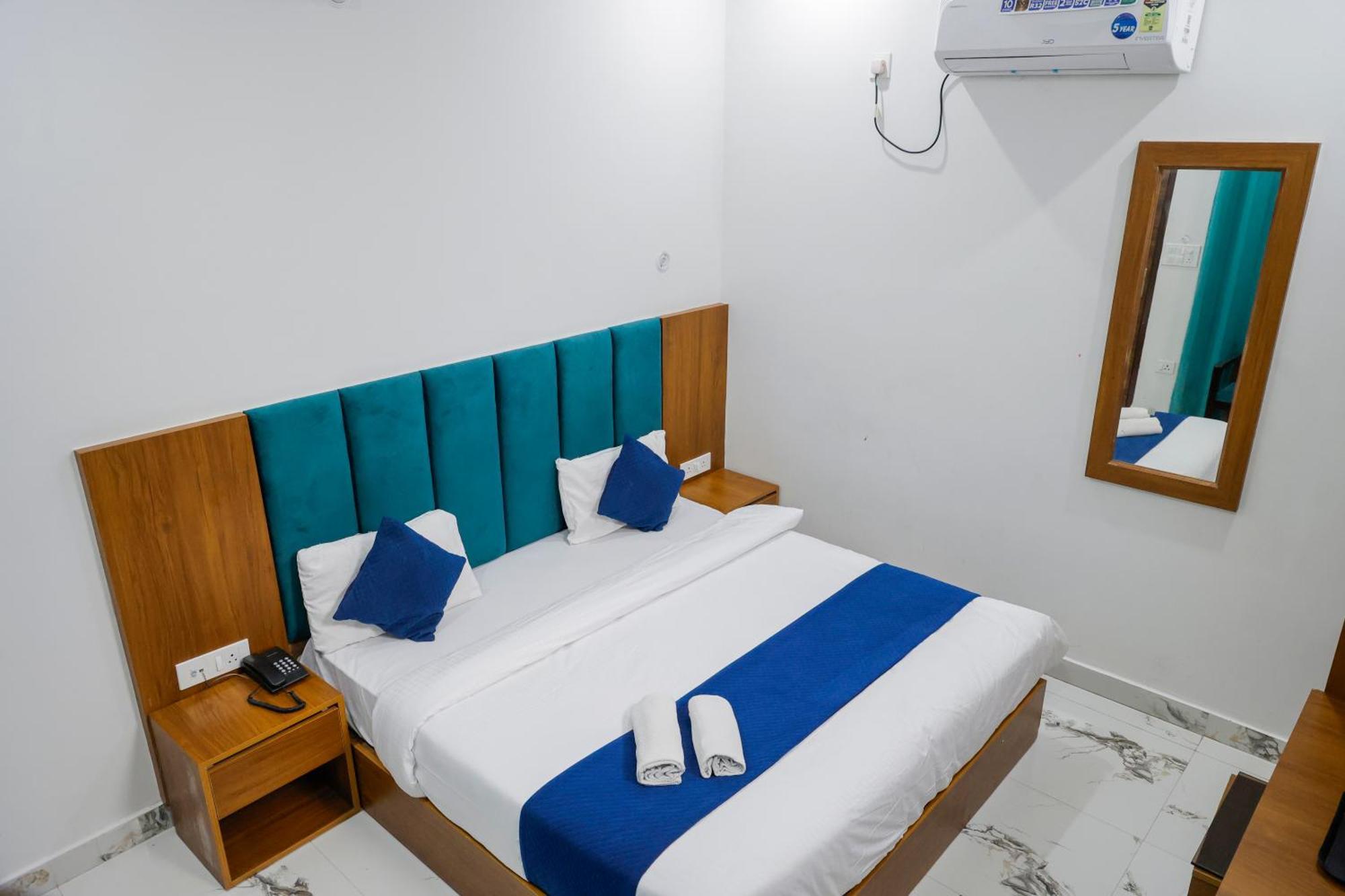 Hotel Parth Inn Ришикеш Экстерьер фото
